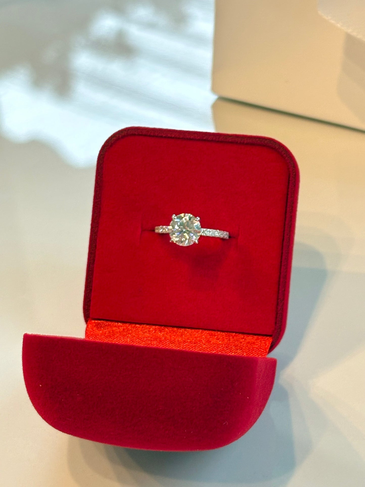 Anillo Eternal - Moissanita