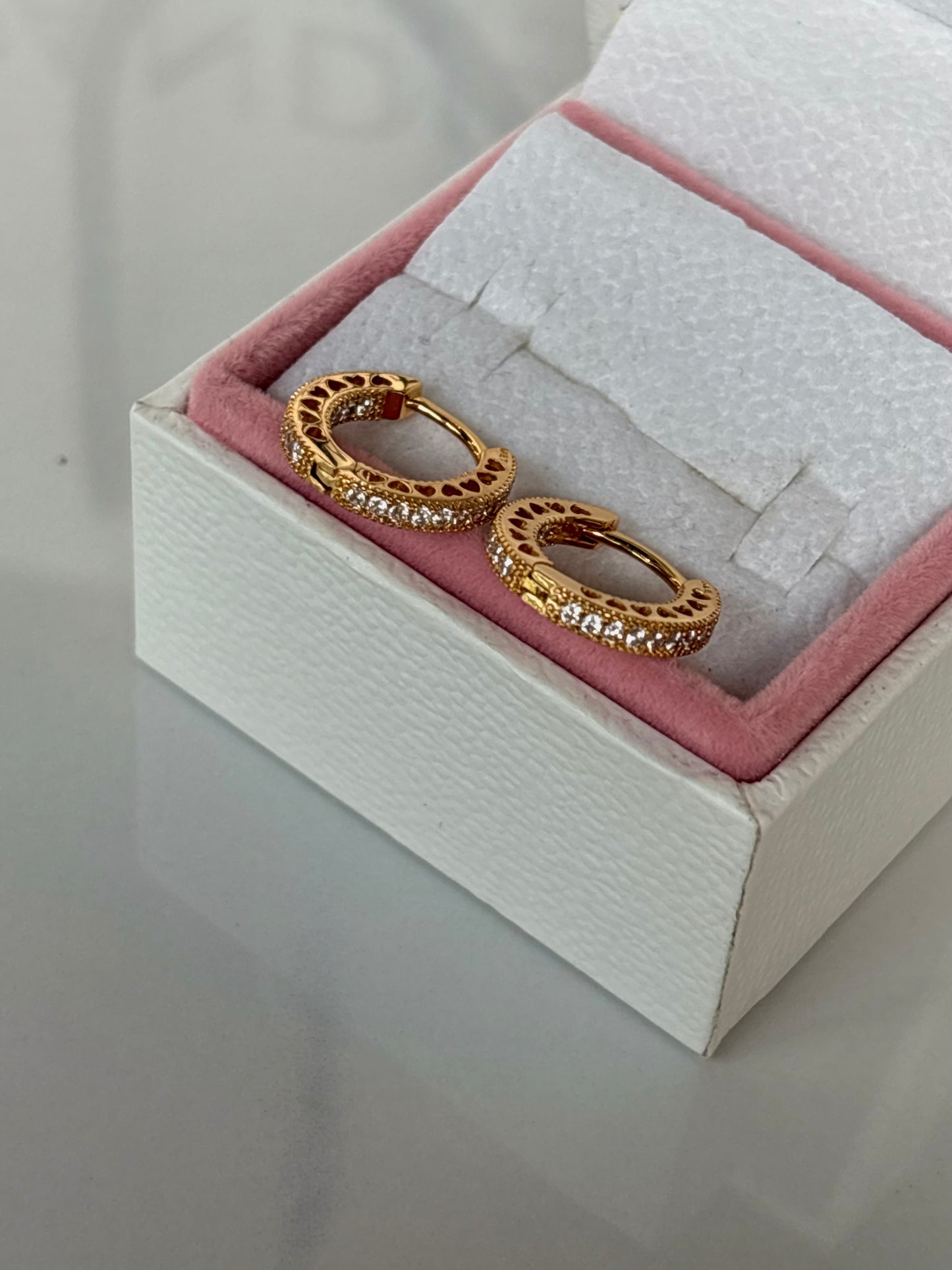 Aretes Corazones Talla S - Gold