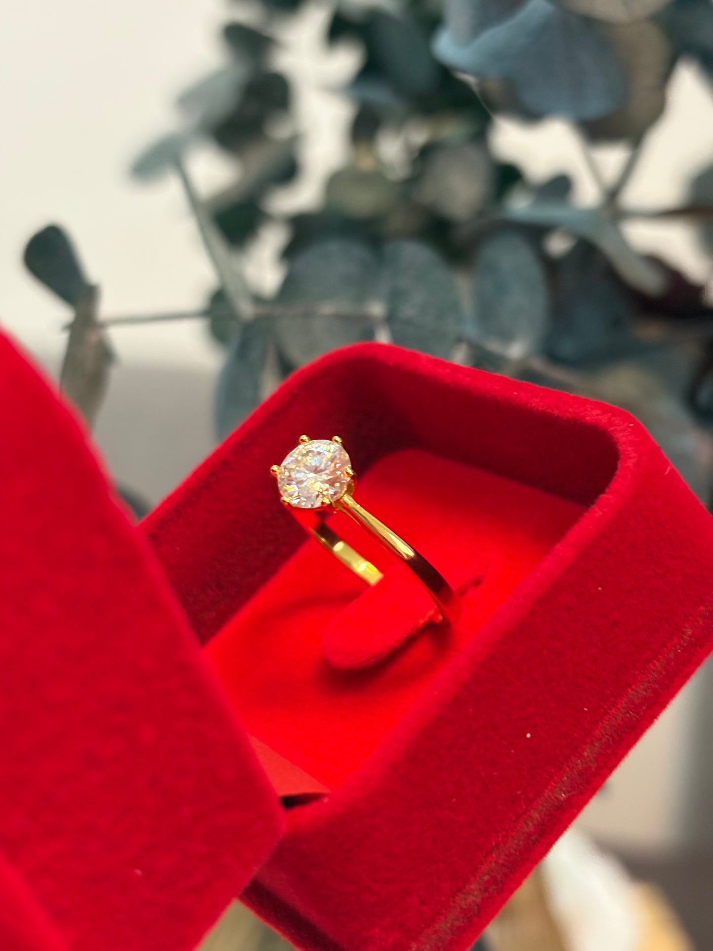 Anillo Amor Gold - Moissanita