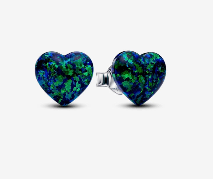 Aretes Corazón Verde Opalescente