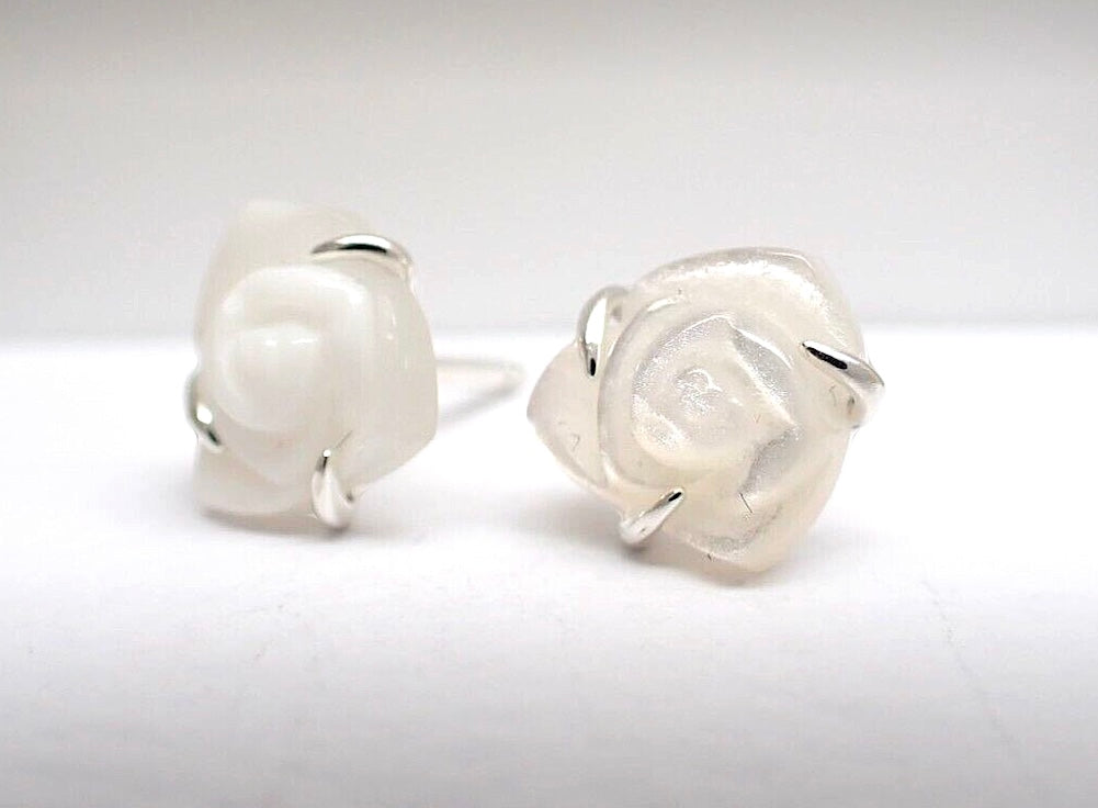 Aretes de Boton Rosa Blanca