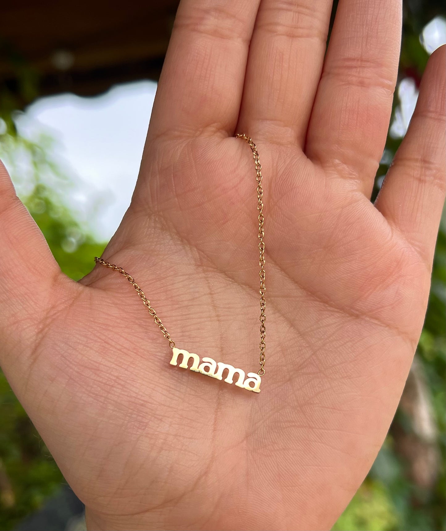 Collar Letras de Mamá - Gold