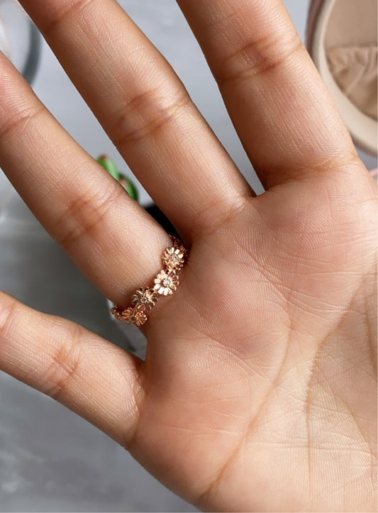 Anillo Corona de Margaritas Brillantes Rose Gold