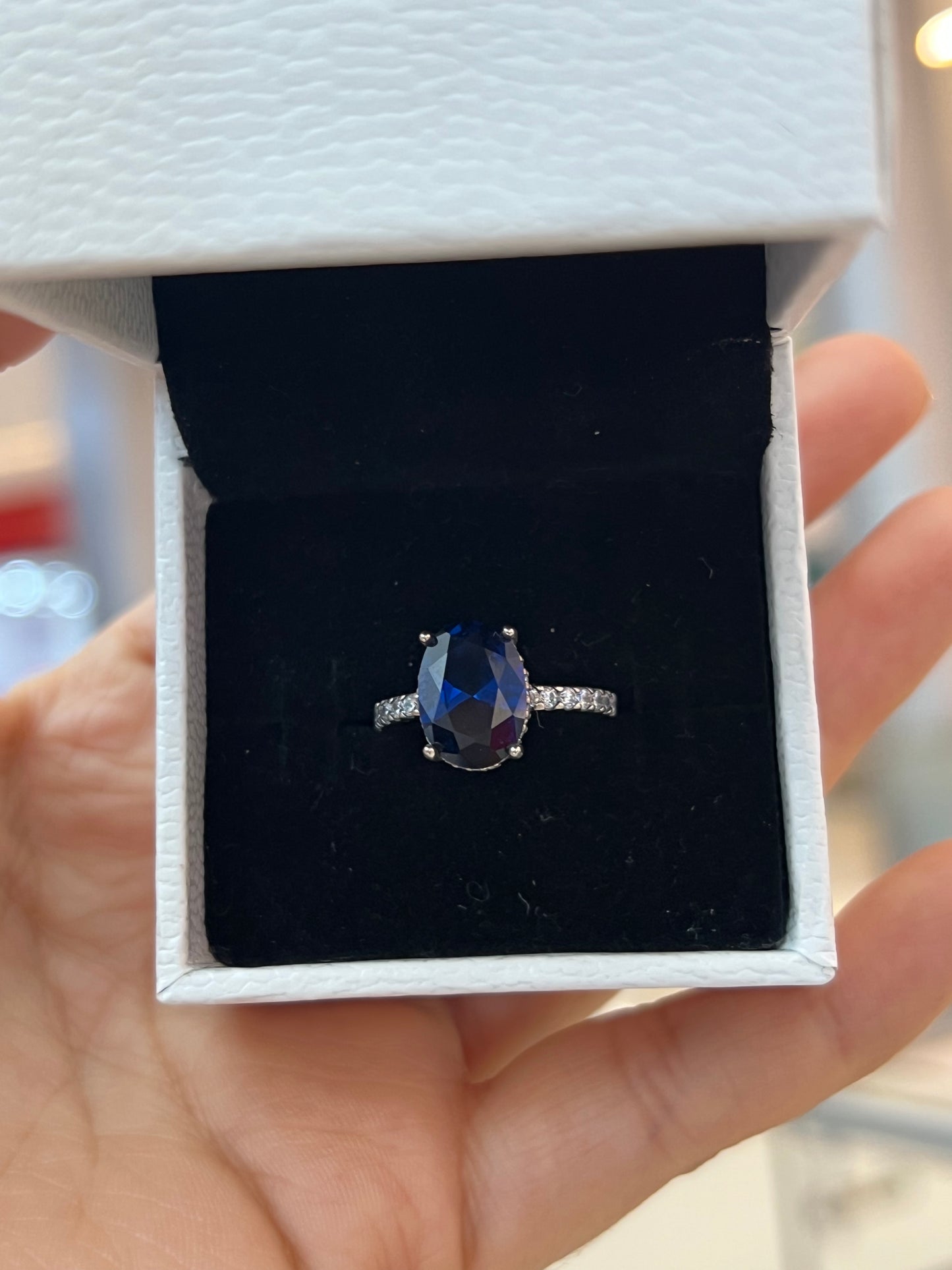 Anillo Halo Brillante Azul