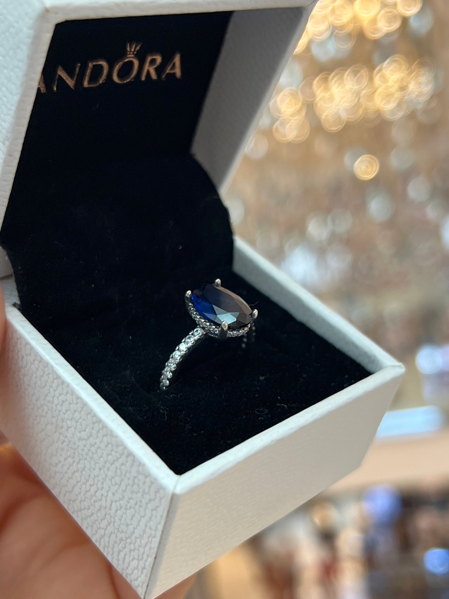 Anillo Halo Brillante Azul