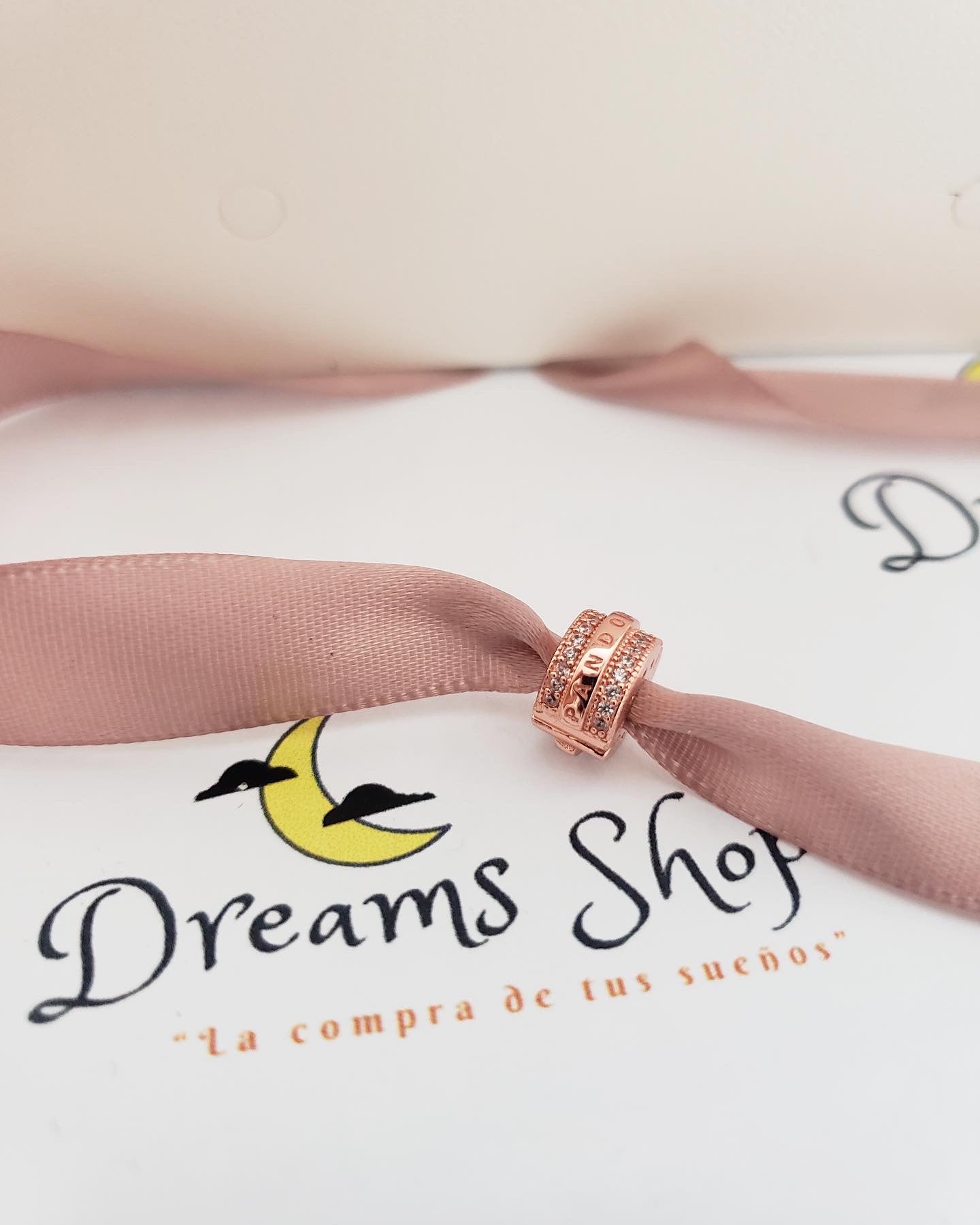 Clip Logo y Líneas Brillantes Rose Gold