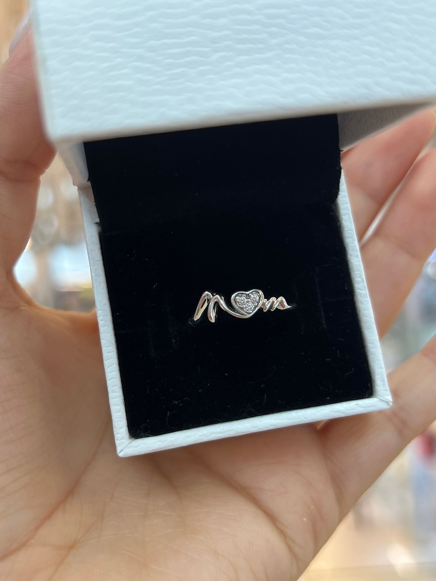 Anillo Corazón de Mamá